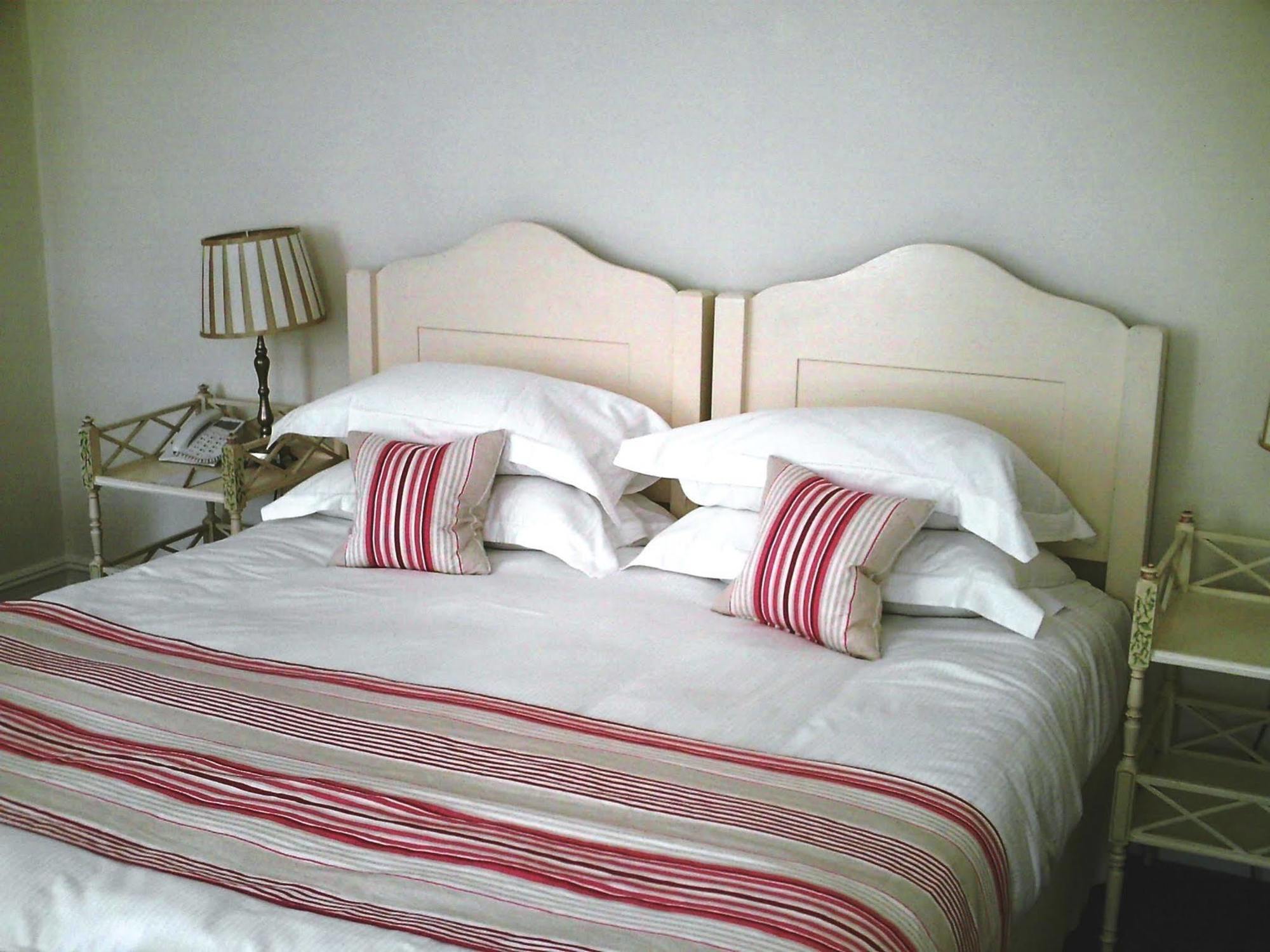 Priory Bay Hotel Seaview Esterno foto